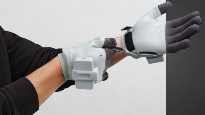 MANUS Metaglove Pro Haptic 装着